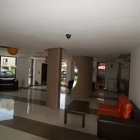 Salena Plaza Primorszko